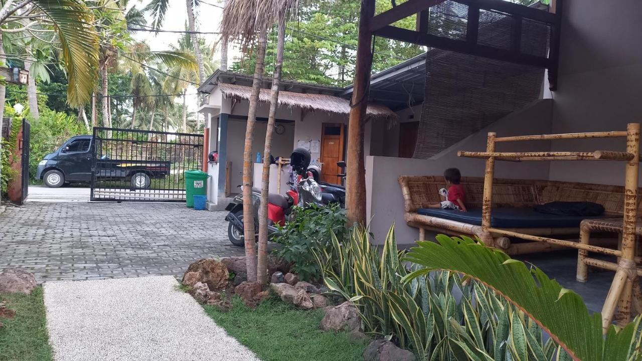 Albany Home Stay Kuta  Exterior photo