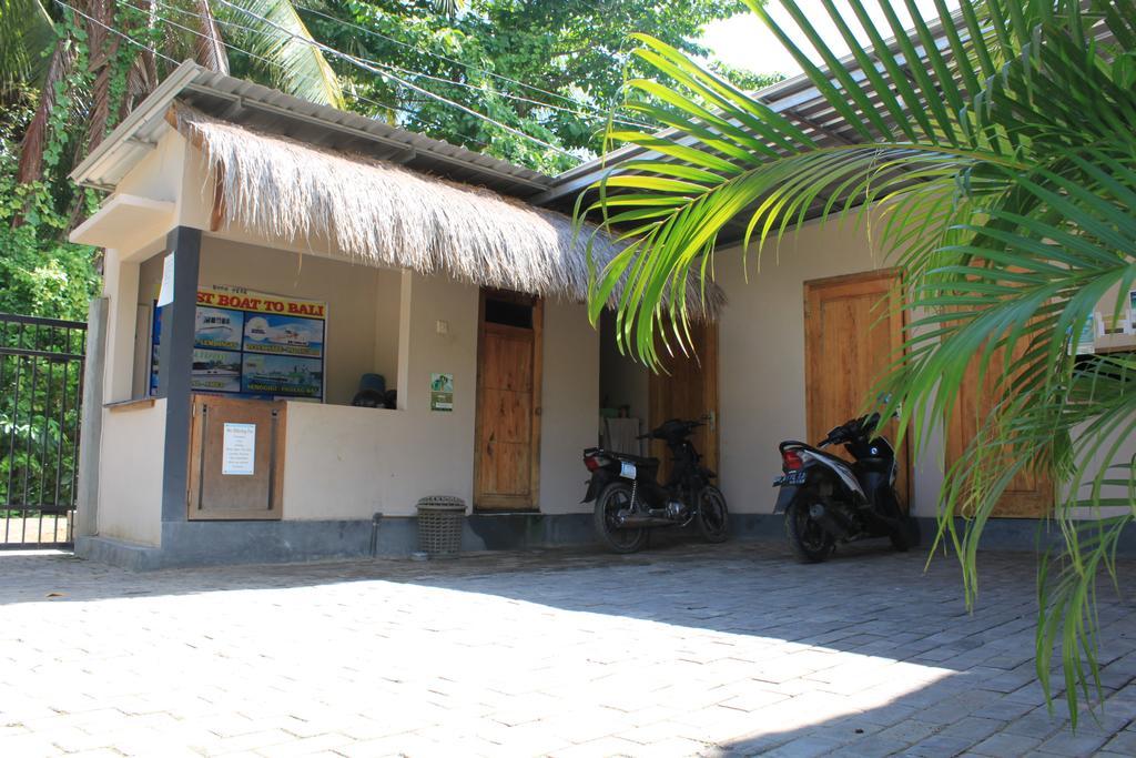 Albany Home Stay Kuta  Exterior photo